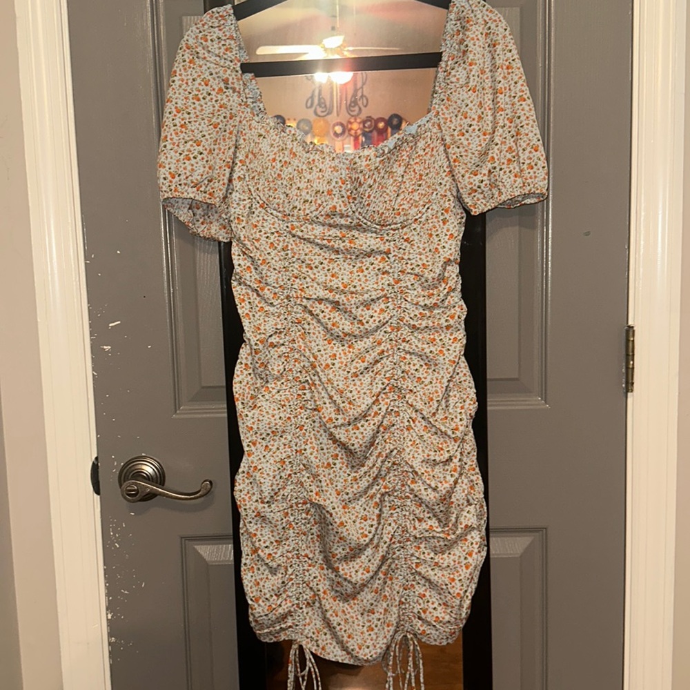 Rouched flower bodycon dress